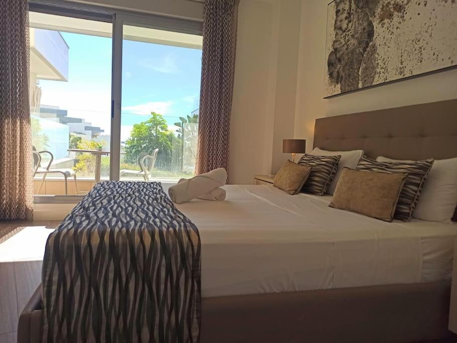 3 Bedroom Apartment, Cabopino, By Casa Del Sol Hr * Marbella